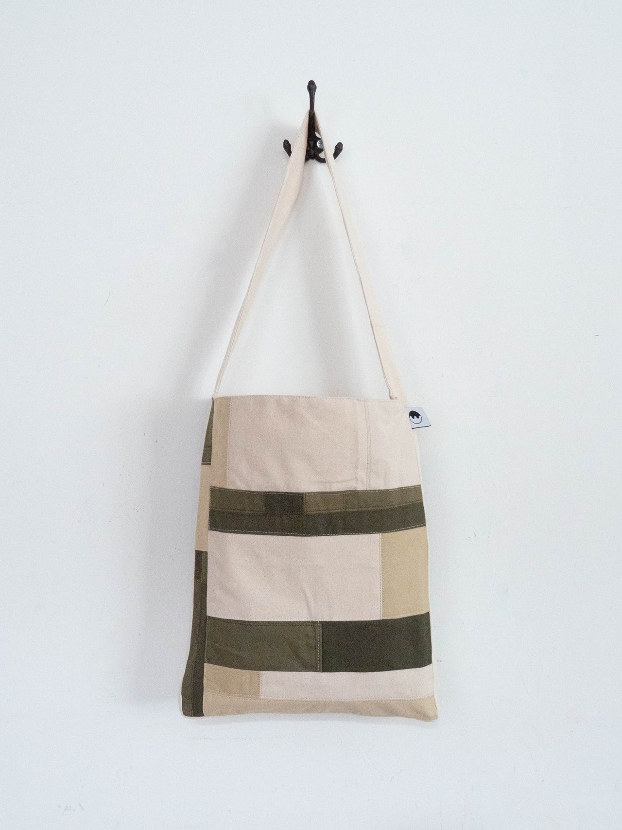MARKET TOTE - PATCHWORK REROLL - OLIVE & CREAM CANVAS (1 of 12)